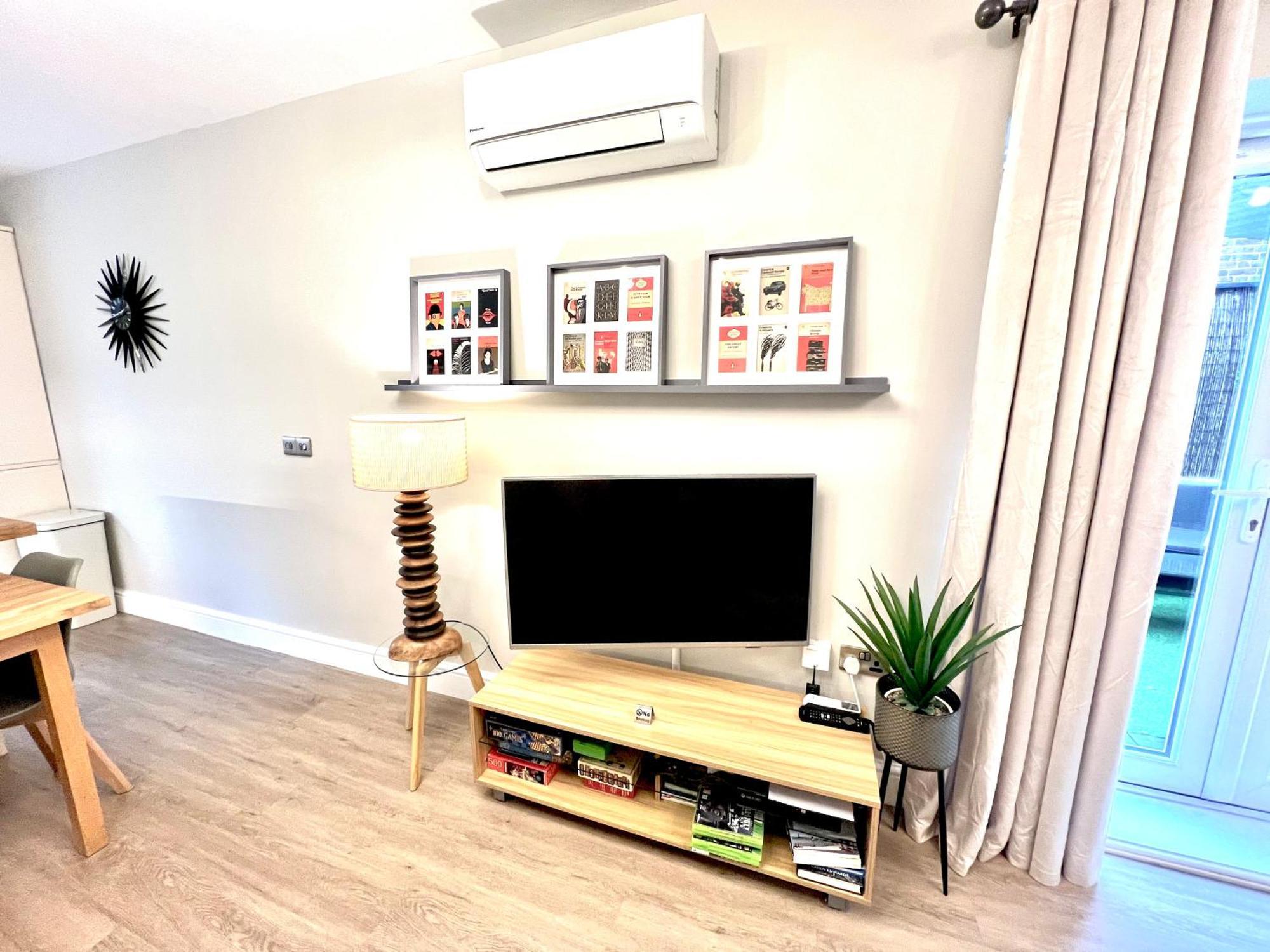 The Duplex Margate With Deck & Living Space Air Conditioning 外观 照片